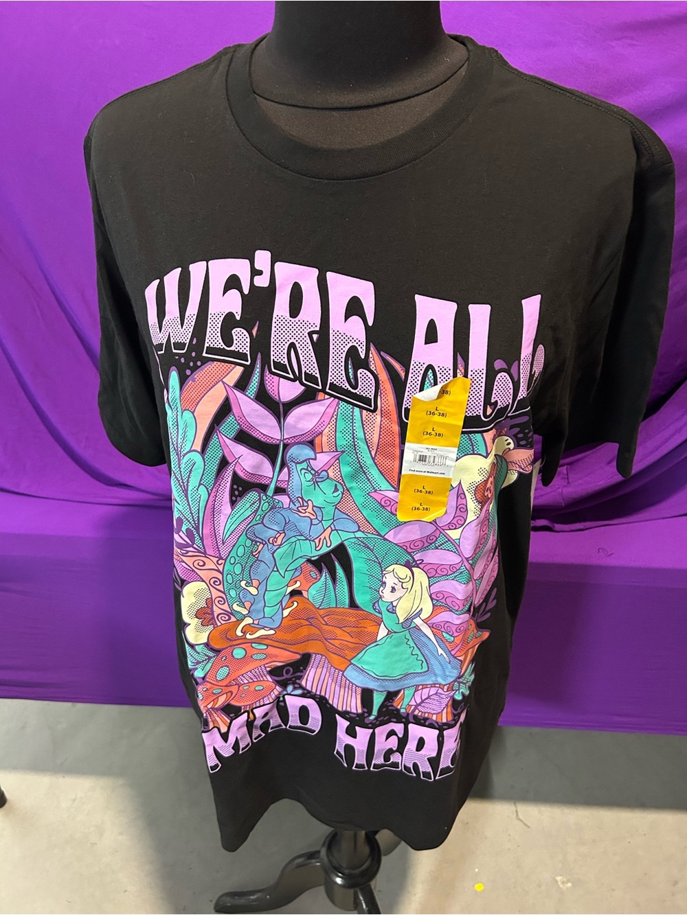 Alice in Wonderland, Men's & Big Men's Graphic Tee, All Mad Here - Picture 7 of 7